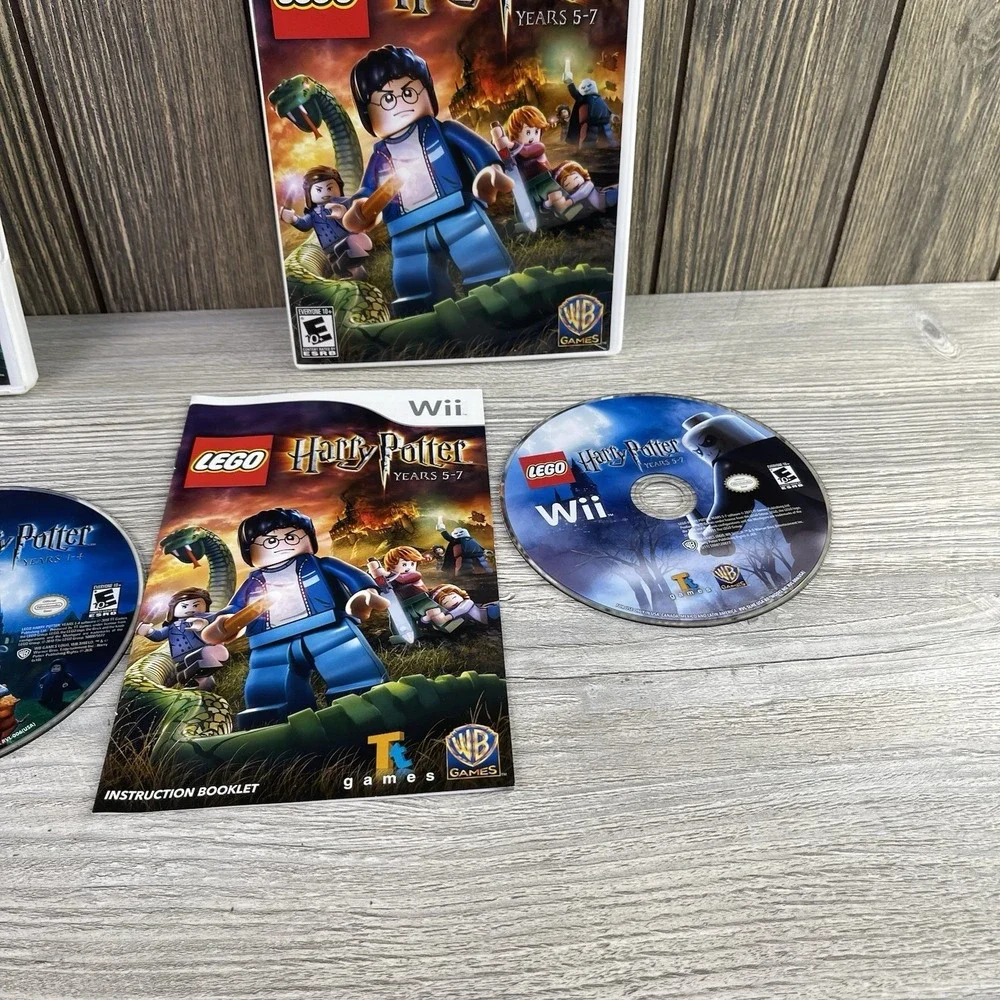 LEGO Harry Potter: Years 1-4 and 5-7 set of 2 - Nintendo Wii w/Manual Complete